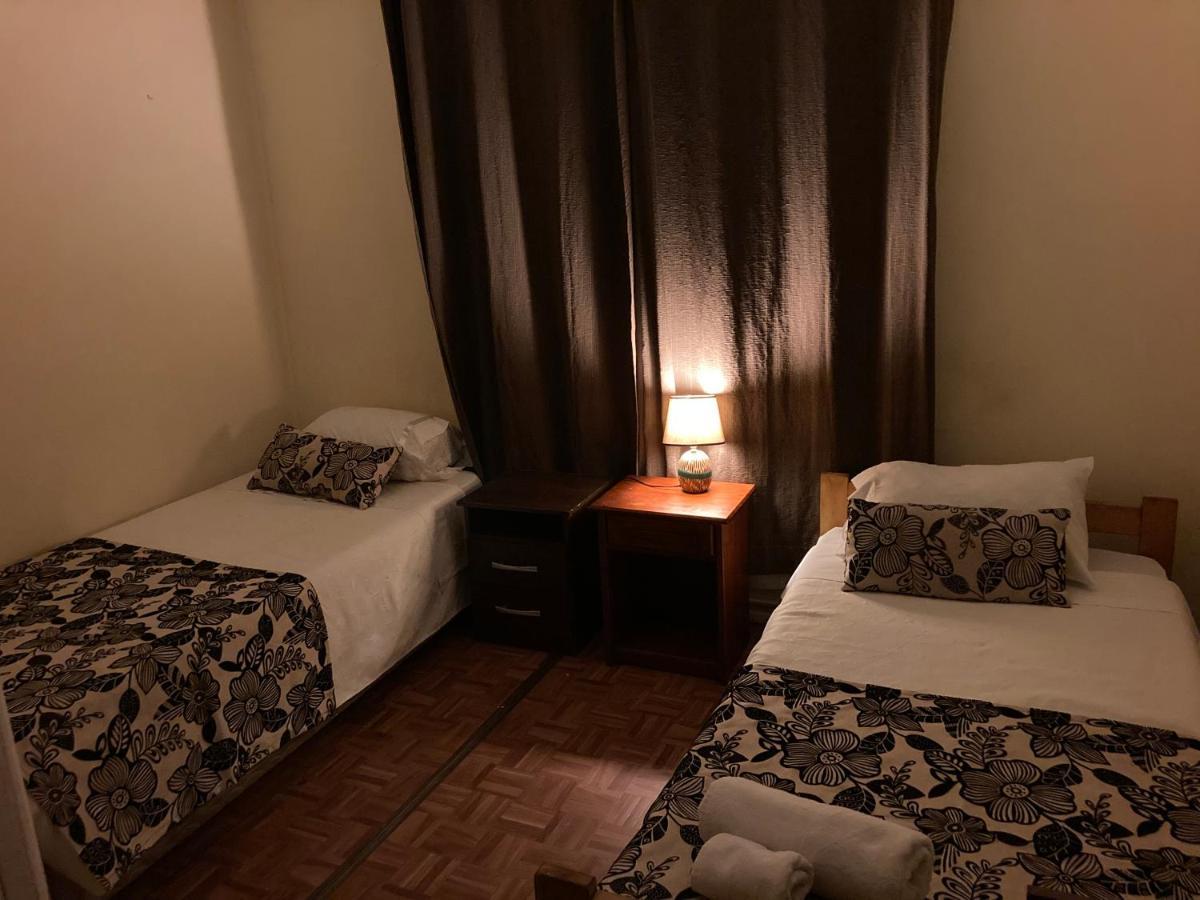 Hostal Hellen Puerto Natales Eksteriør billede