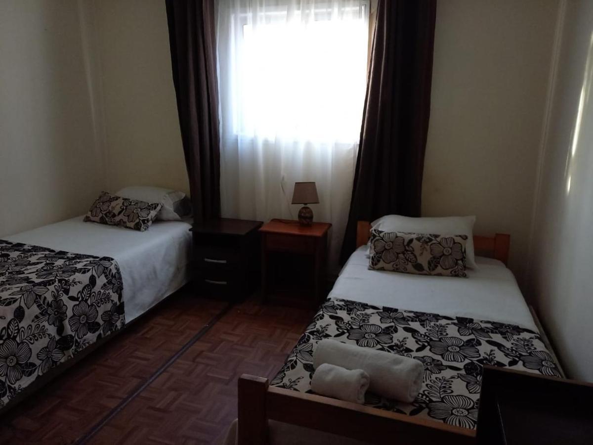 Hostal Hellen Puerto Natales Eksteriør billede
