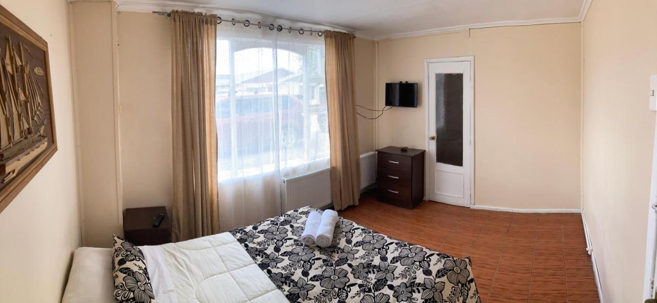 Hostal Hellen Puerto Natales Eksteriør billede
